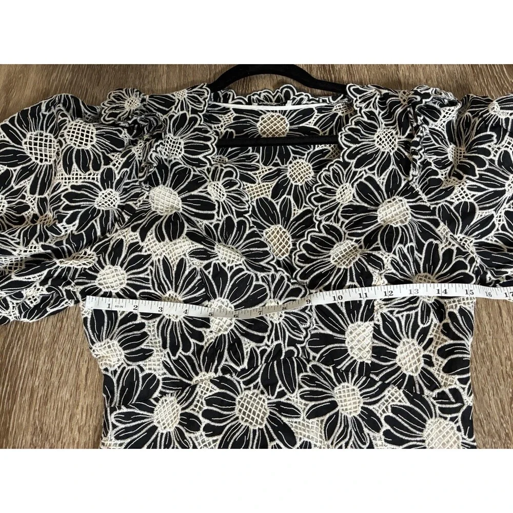 Sandro Audrey Flared Floral Mini Dress Black White Size 40 Short Sleeve V Neck - Picture 8 of 10